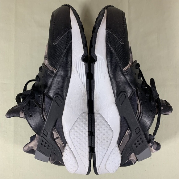 Nike Air Huarache Run Camo Print Sneaker Women’s Sz 8 - Picture 7 of 10